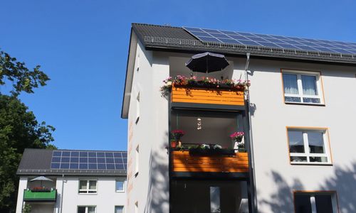 Photovoltaikanlage auf Mehrfamilienhäusern